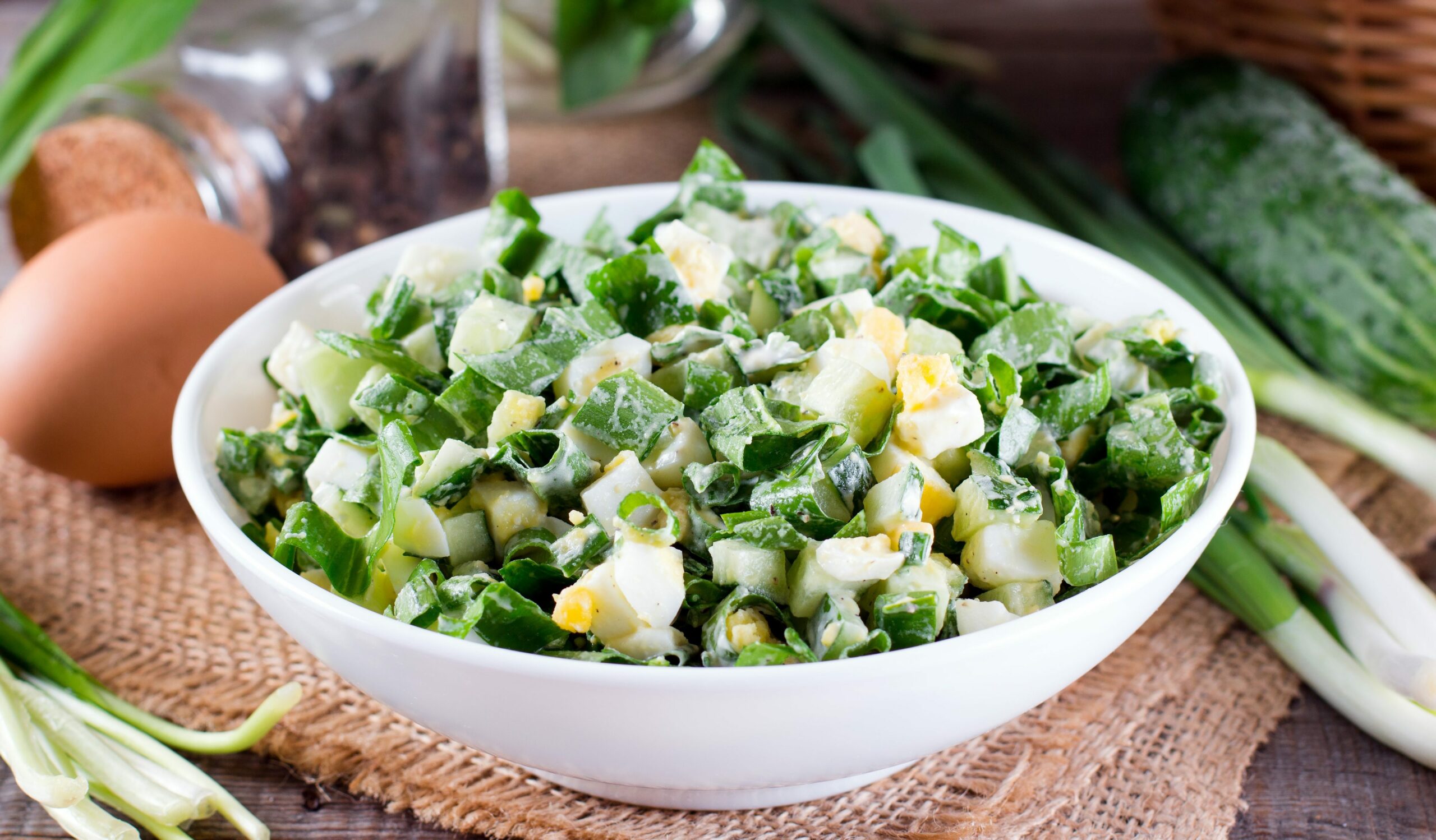 салат с зеленым луком рецепт