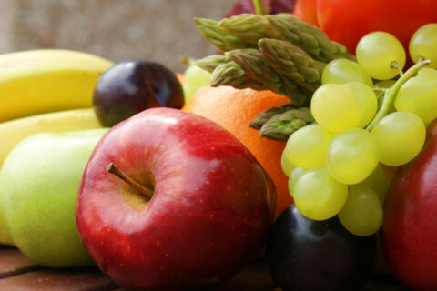 Калорийность фруктов и ягод