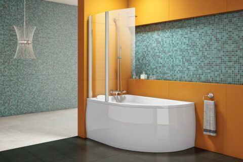Монтаж стеклянных штор в ванной комнате — небольшие секреты