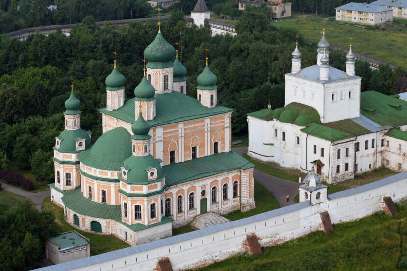 Успенский Горицкий монастырь